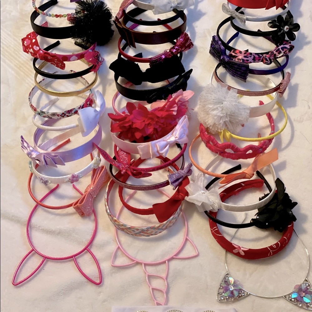 Headbands (around 40 of various styles and colors)